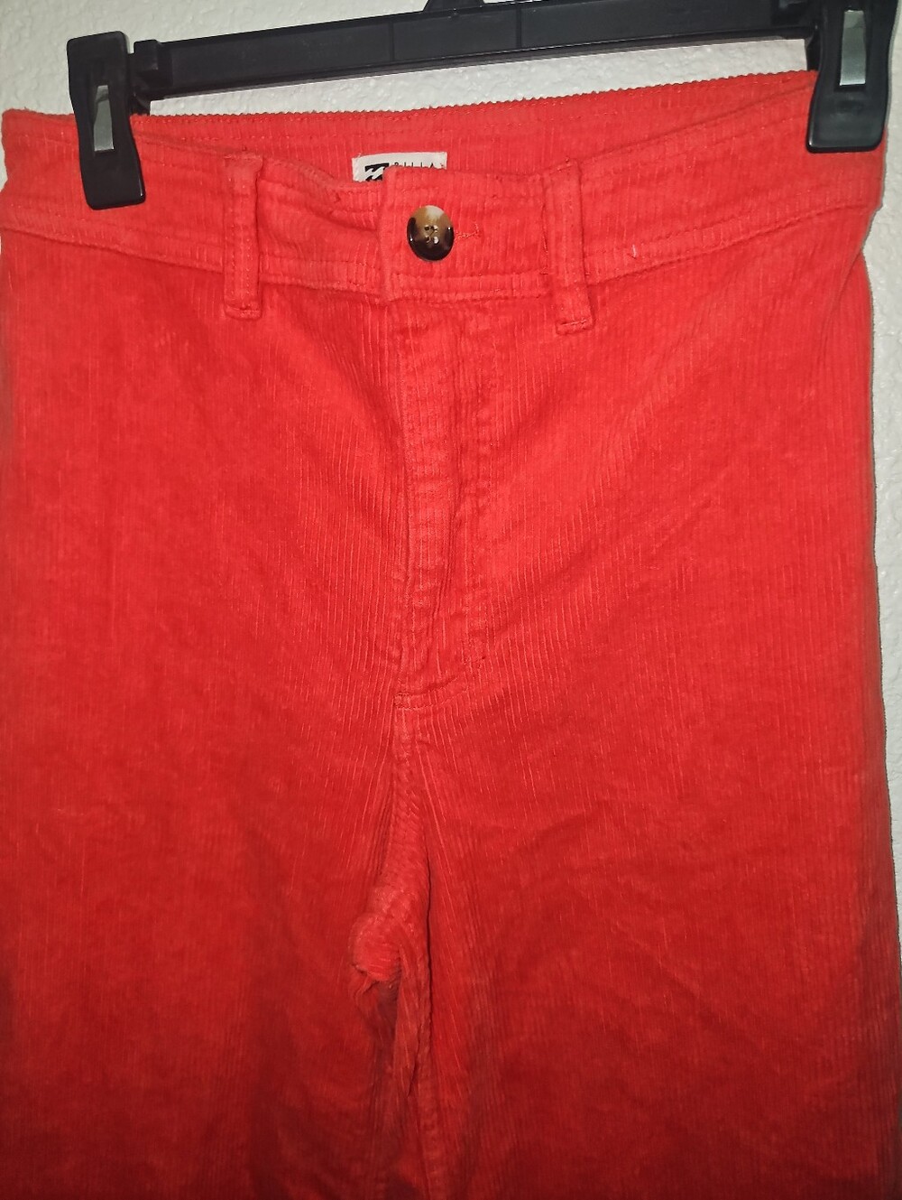 Billabong - Picture 4 of 5